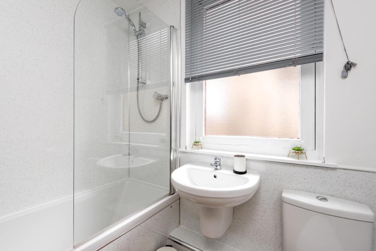 Cosy 1 Bedroom In The West End Единбург Екстер'єр фото